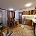 아파트 Pirin Golf With Private Garden 반스코