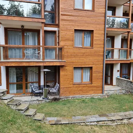 아파트 Pirin Golf With Private Garden 반스코