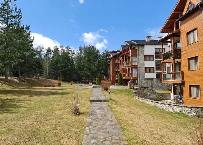 Apartman Pirin Golf With Private Garden Banszko
